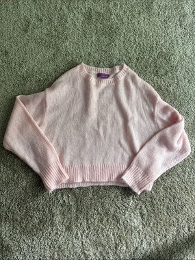 Edikted Light Pink Cropped Crew Neck Sweater